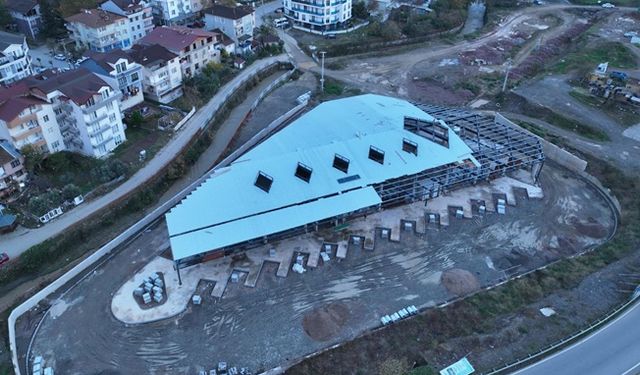 GÖLCÜK YENİ ŞEHİRLERARASI OTOBÜS TERMİNALİ İNŞAATI HIZLA DEVAM EDİYOR
