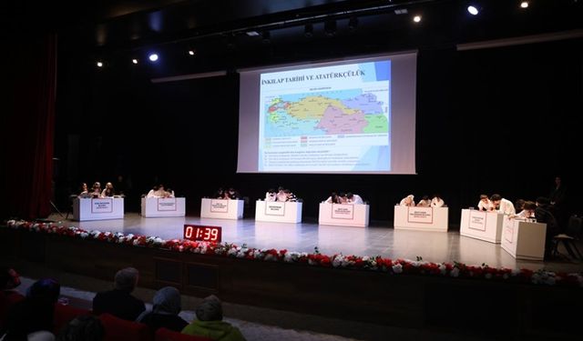 Bilgievi öğrencileri bilgilerini yarıştırdı