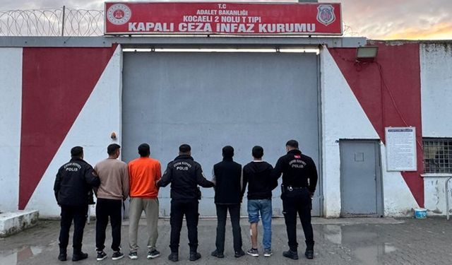 Sanayi Bölgesine Hırsızlık Baskını! Güvenlik Lastiklere Ateş Açtı, 5 Şüpheli Yakalandı