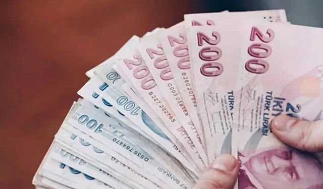 En düşük emekli maaşının 16 bin 881 lira oldu!