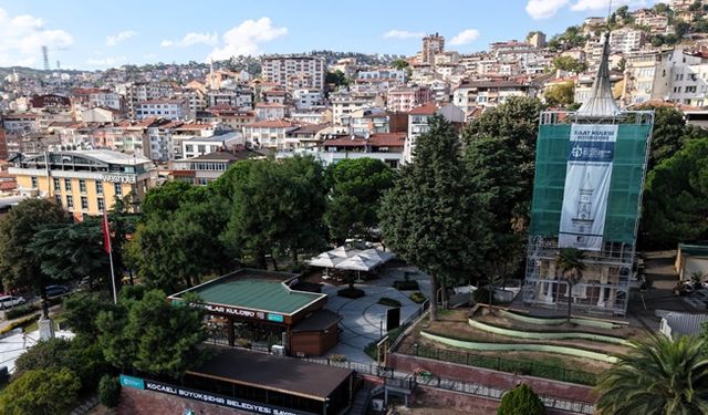 İzmit Saat Kulesi’nde restorasyon çalışmaları tam gaz devam ediyor!