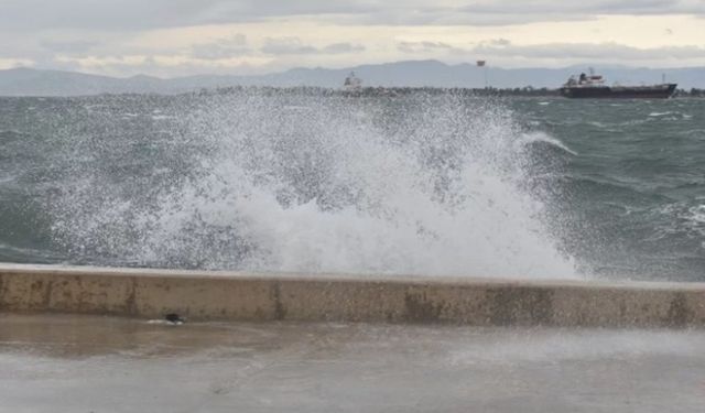 Meteorolojiden Karadeniz, Marmara ve Ege için fırtına uyarısı