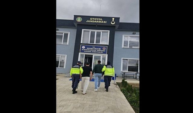 Kuzey Marmara Otoyolu'nda yarış yapan iki kişi yakalandı!