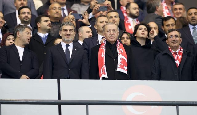 CUMHURBAŞKANI ERDOĞAN TRİBÜNDE