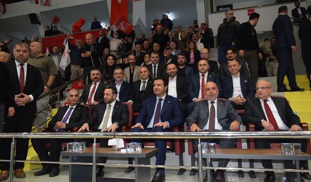 Saadet Partisi’nin Gebze Kongresi: Vural Güven Tazeledi, Arıkan’dan Çarpıcı Çıkışlar