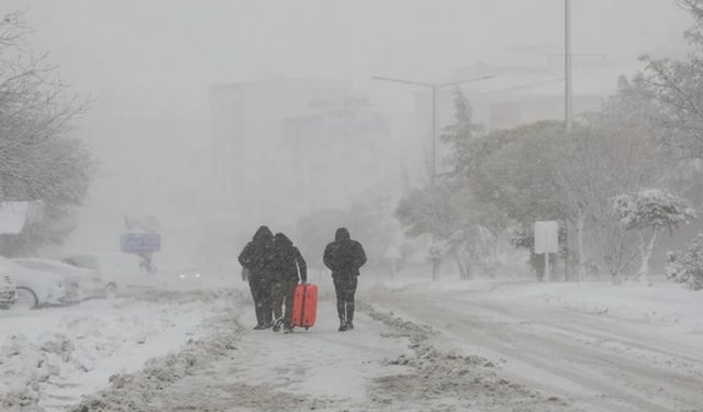 Meteoroloji'den 38 il için kuvvetli kar yağışı uyarısı