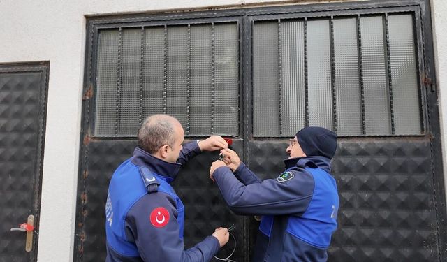 Çayırova Zabıtası, halk sağlığını  hiçe sayan işletmeyi mühürledi