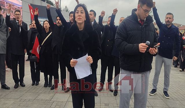 Gebze’de Bayrak Yürüyüşü: Hürriyet ve İstikbal Derneği’nden Sert Açıklamalar