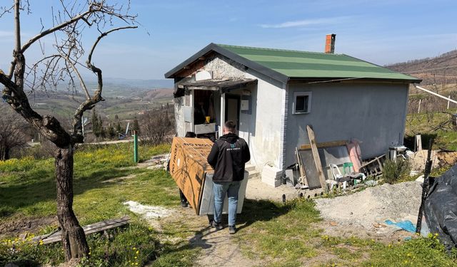 Büyükşehir, yangın mağduru aileyi ayağa kaldırdı