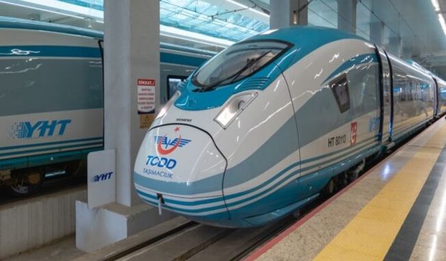Tren seferlerinde bayram hazırlığı: Ek kapasite 18 bin 664 kişi