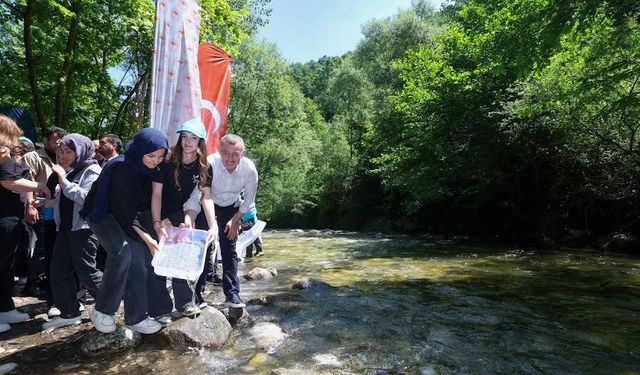 Kiraz Dere’ye 50 bin balık yavrusu daha bırakıldı