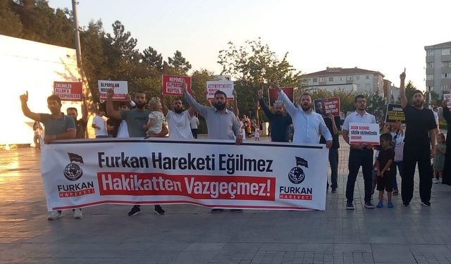 Gebze Kent Meydanı’nda gergin gece: Furkan Hareketi üyelerine polis müdahalesi