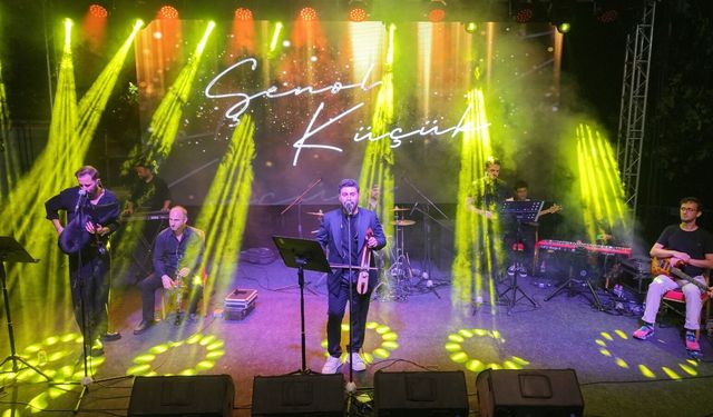 Kandıra’da Karadeniz rüzgârı coşkuyla esti