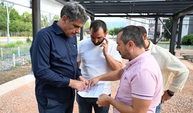 Başkan Kocaman Ataevler Kent Çarşısı’nda Çalışmaları İnceledi