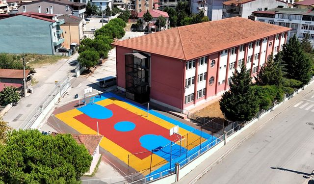 Büyükşehir okulları “Pota”sız bırakmıyor