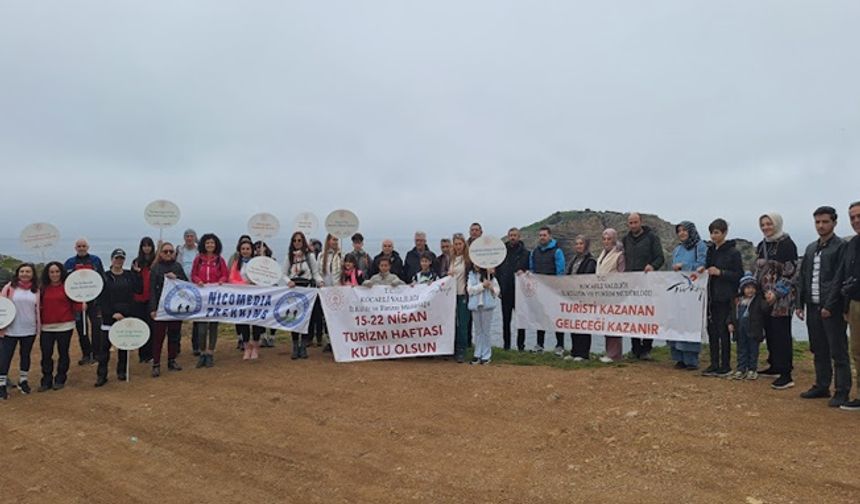 Sardala koyu'nda turizm yürüyüşü düzenlendi