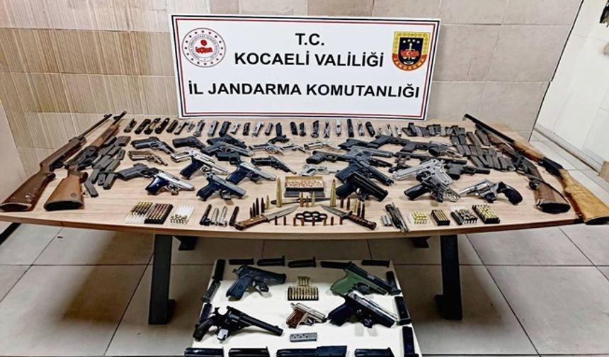 Kocaeli Jandarma'sından silah kaçakçılarına operasyon!