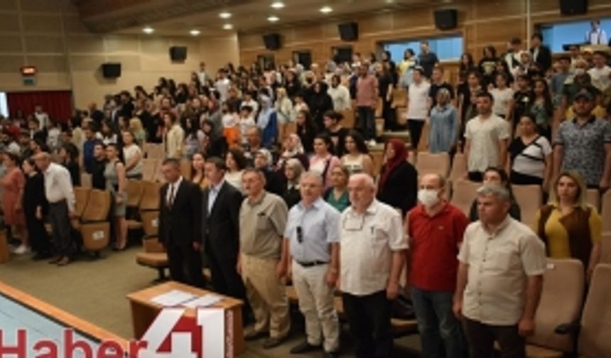 MUSTAFAPAŞA ANADOLU LİSESİNDEN ŞİİR DİNLETİSİNE YENİ YORUM 