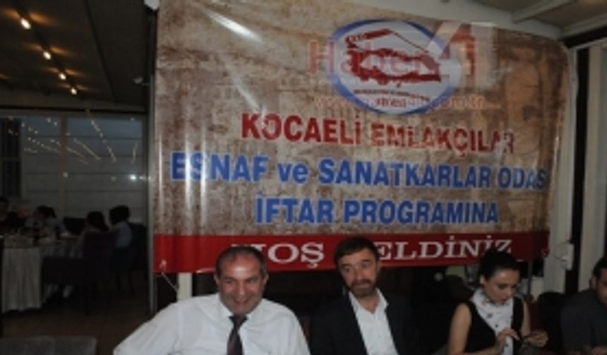 Emlakçılar Gebzede İftarda Buluştu