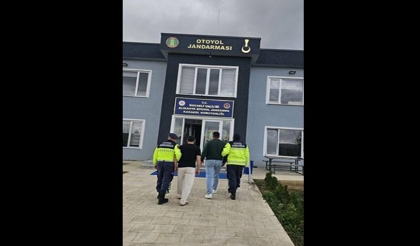 Kuzey Marmara Otoyolu'nda yarış yapan iki kişi yakalandı!