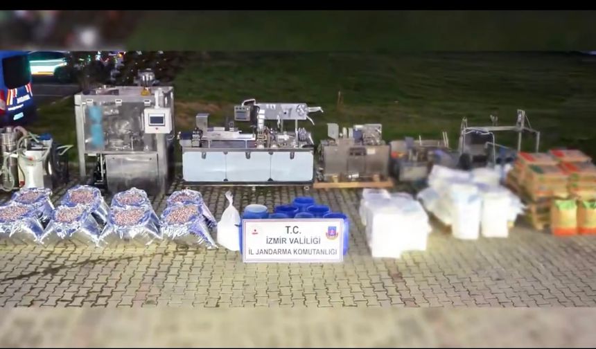 İzmir’de dev uyuşturucu darbesi!