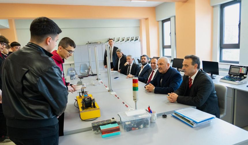 GTO YÖNETİM KURULU BAŞKANI ASLANTAŞ, MESLEK LİSELERİNE YÖNELİK DESTEK PROJESİNİ YERİNDE İNCE