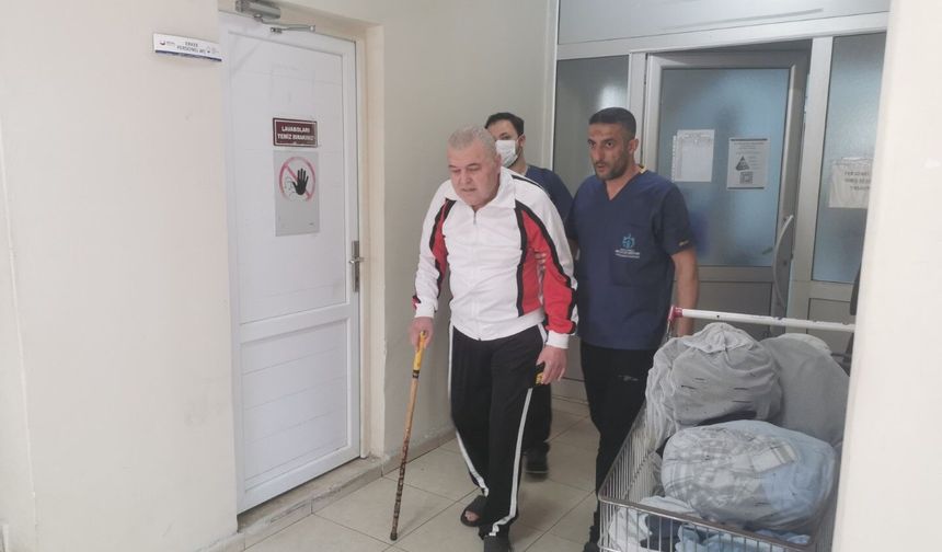 Çöp evden Büyükşehir’le hayata tutundu