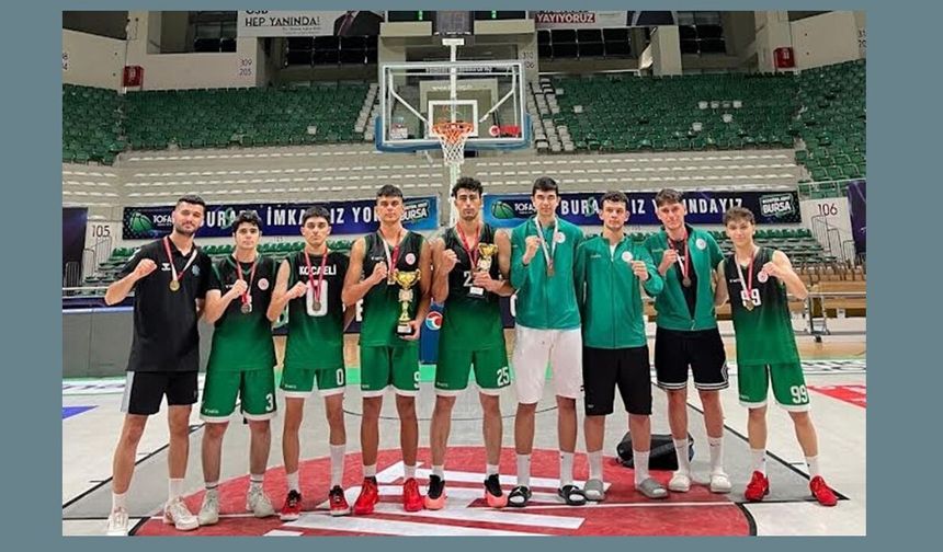 Çayırova’nın genç basketbolcuları  Marmara bölge şampiyonu oldu
