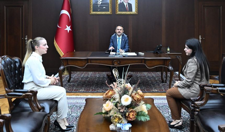 Hakim Göknur Köksal Koşucu, Vali İlhami Aktaş'ı Gebze Makamda Ziyaret Etti