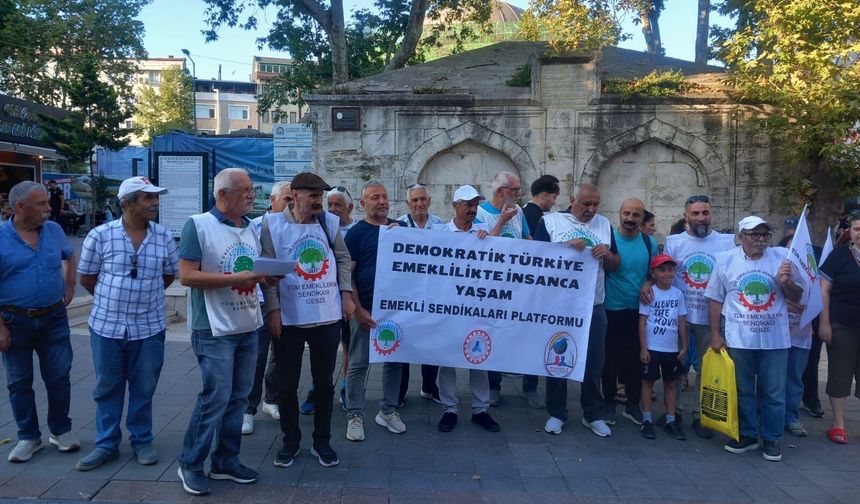Gebze'de Emeklilerden İktidara Mesaj: "Açıklanan Enflasyon Değil, Yaşanan Yoksulluktur!"