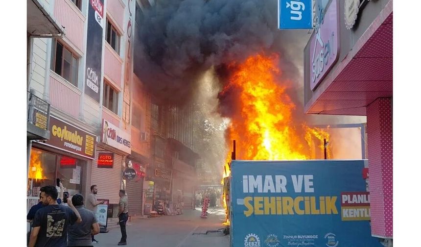 Gebze Eskiçarşı’da Metro Şantiyesinde Yangın Paniği