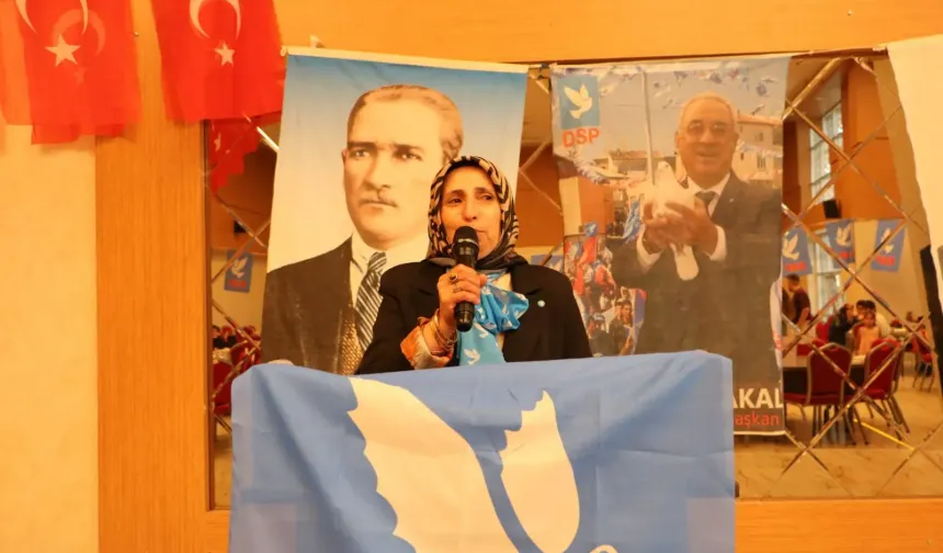 DSP Darıca'da Döndü Demir Yeniden İlçe Başkanı Seçildi