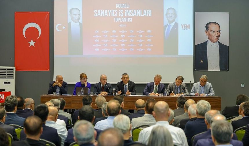 Özgür Özel Gebze’de sanayici ve iş insanlarıyla buluştu