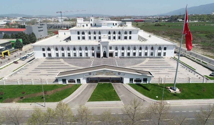 Kocaeli Emniyeti’nde yeni dönem: Kritik şube ve ilçe müdürlüklerinde görev değişimi