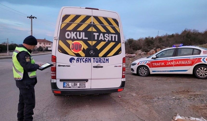 Kocaeli’de Okul Çevrelerine Jandarma Kıskacı! 25 Kişi Yakalandı