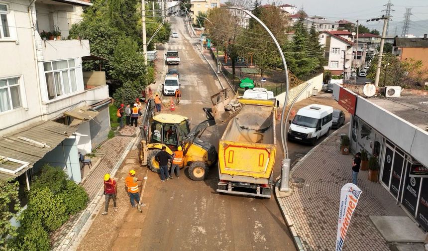 DİLİSKELESİ’NDE ELEKTRİK HATLARI YER ALTINA ALINIYOR